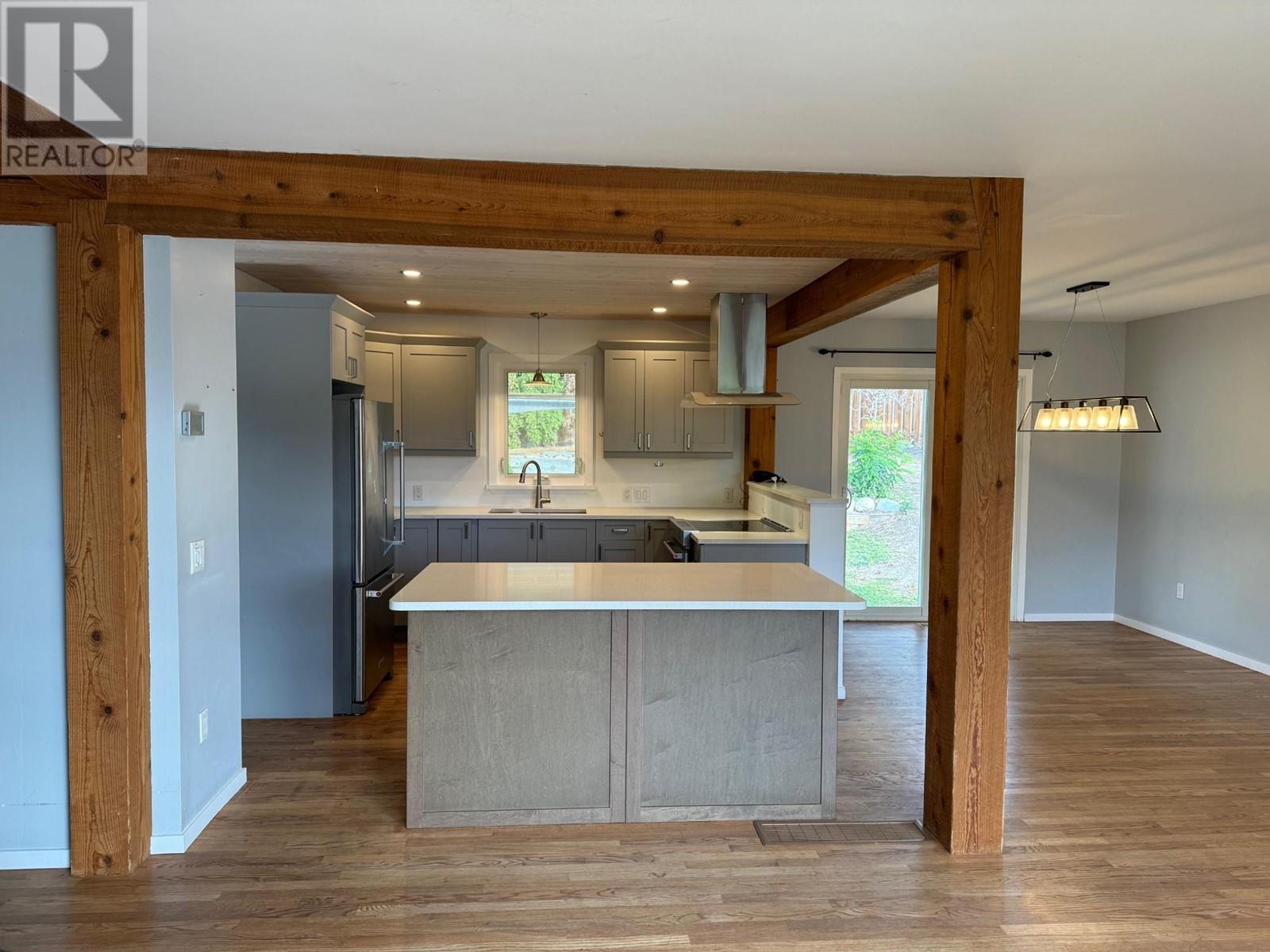 2325 Reid Ave, Merritt, British Columbia  V1K 1J5 - Photo 2 - 180563