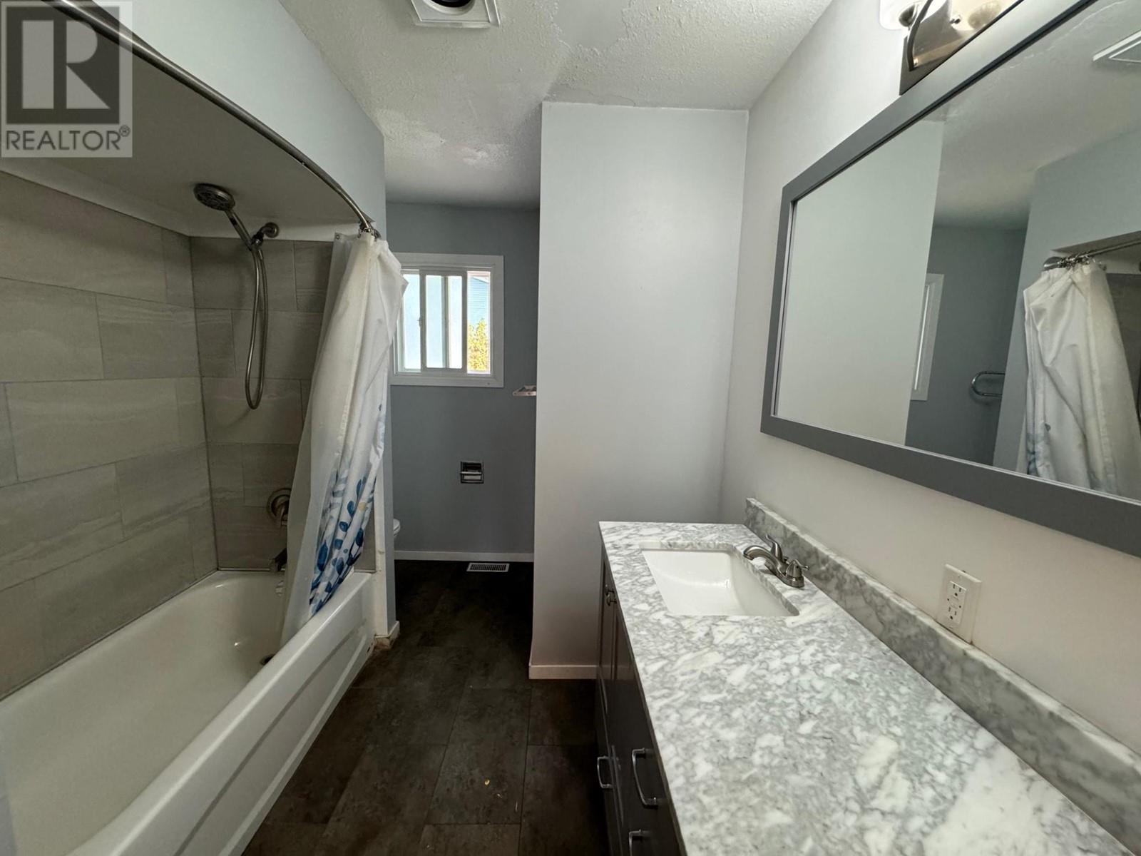 2325 Reid Ave, Merritt, British Columbia  V1K 1J5 - Photo 9 - 180563