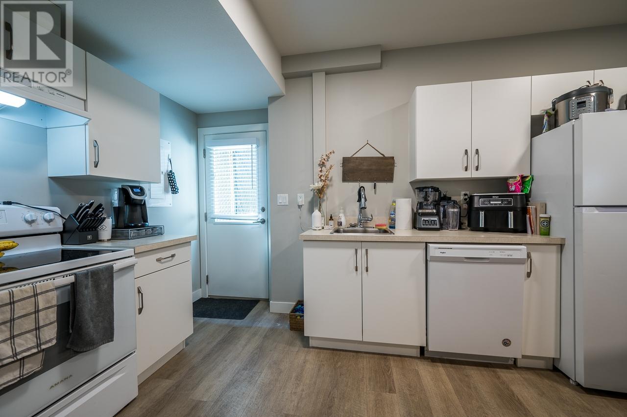 2265 Grasslands Blvd, Kamloops, British Columbia  V2B 0E3 - Photo 20 - 180561