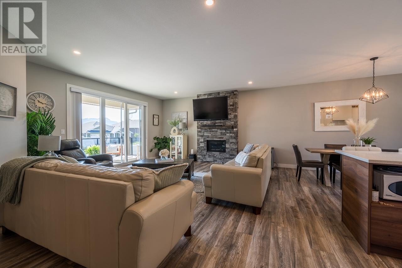 2265 Grasslands Blvd, Kamloops, British Columbia  V2B 0E3 - Photo 6 - 180561