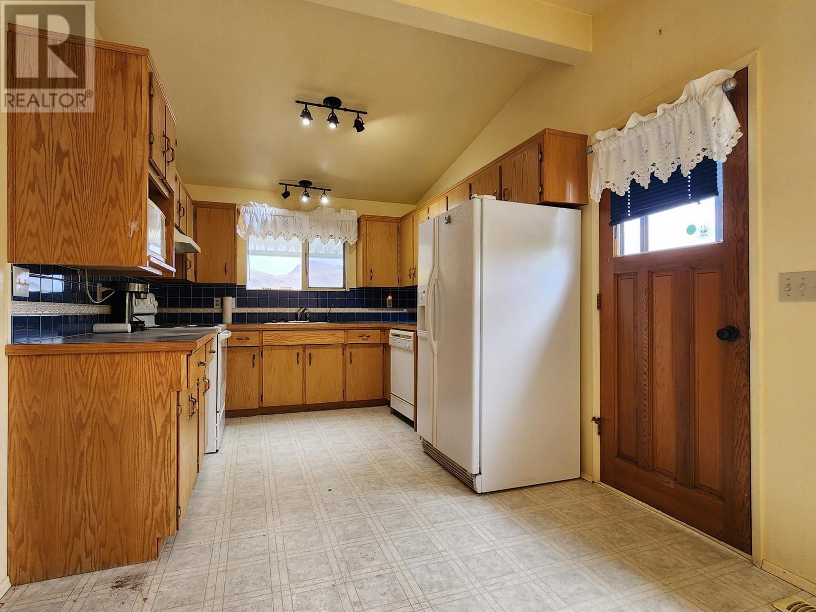 1239 Semlin Drive, Ashcroft, British Columbia  V0K 1A0 - Photo 13 - 180562