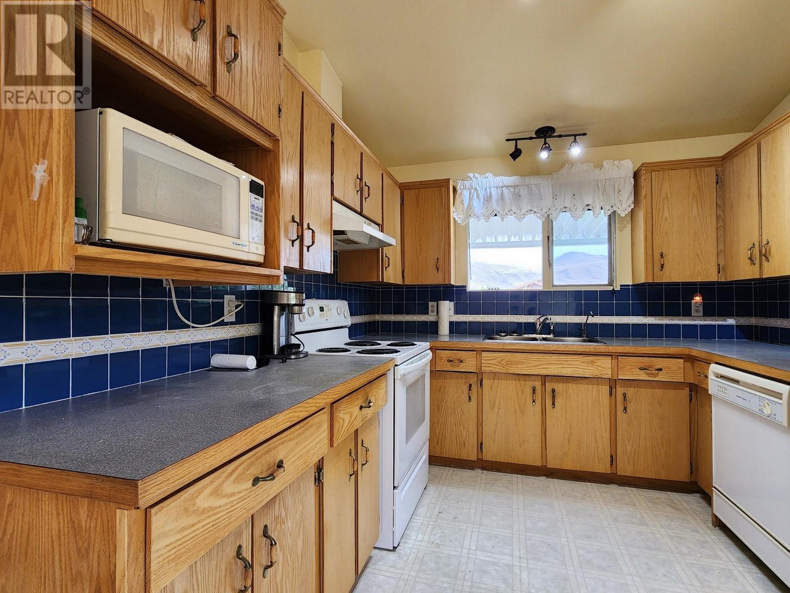 1239 Semlin Drive, Ashcroft, British Columbia  V0K 1A0 - Photo 14 - 180562