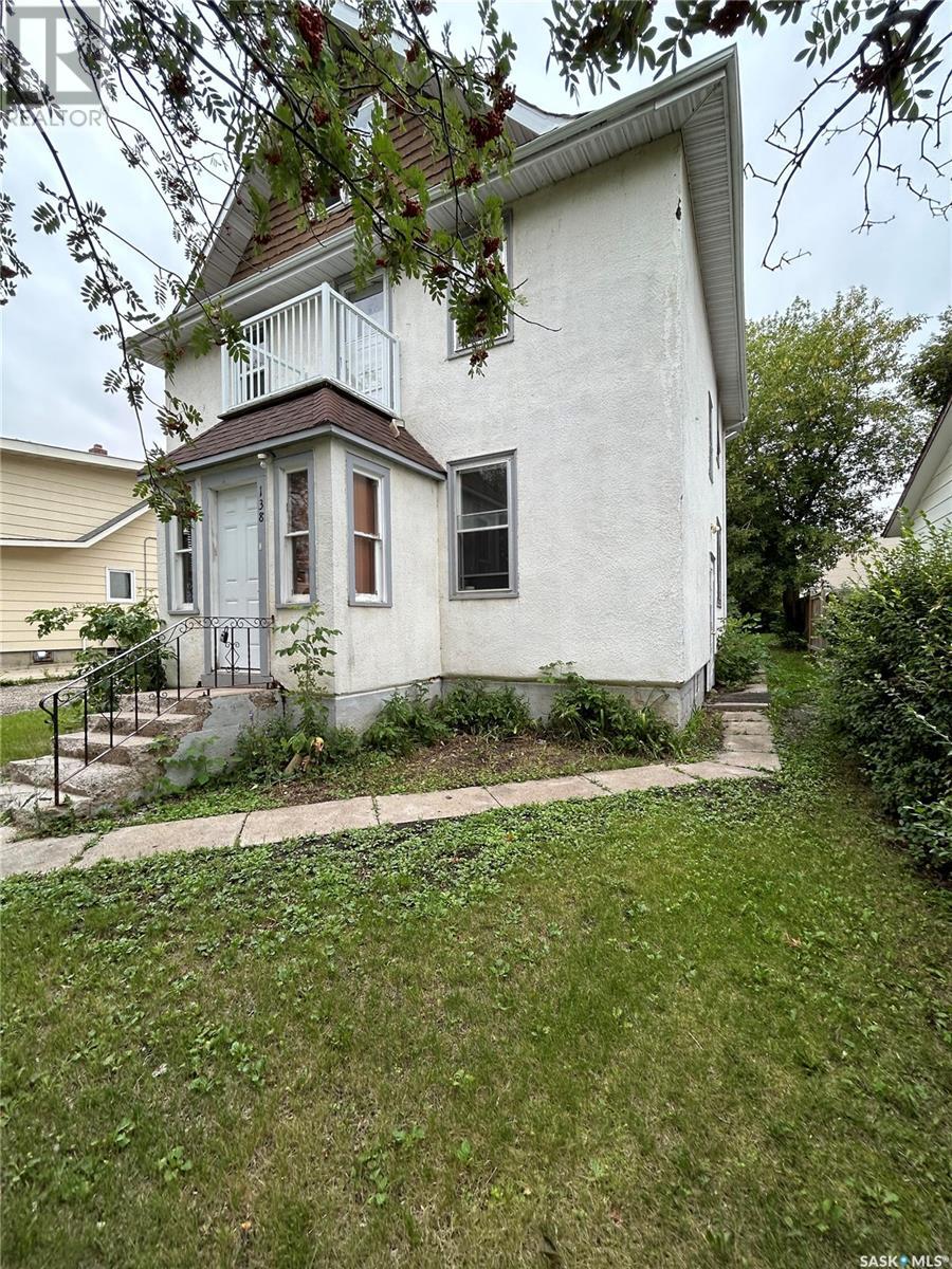 138 Fourth AVENUE N, yorkton, Saskatchewan