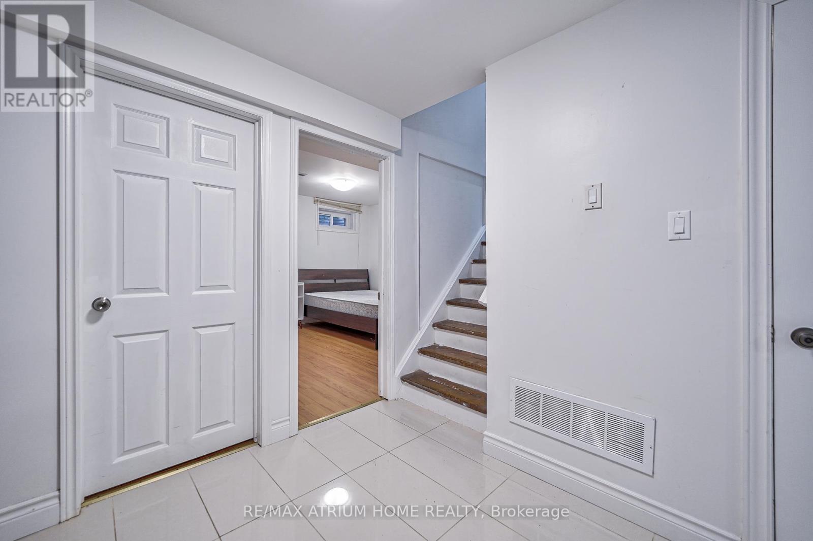 56 Huntingdale Boulevard, Toronto (L'amoreaux), Ontario  M1W 1T1 - Photo 28 - E9270447