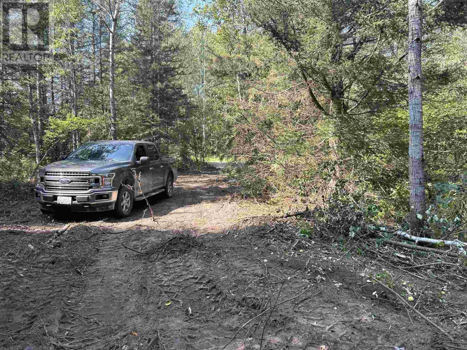 256 Town Line Rd, Sault Ste. Marie, Ontario  P6A 5K6 - Photo 2 - SM242236