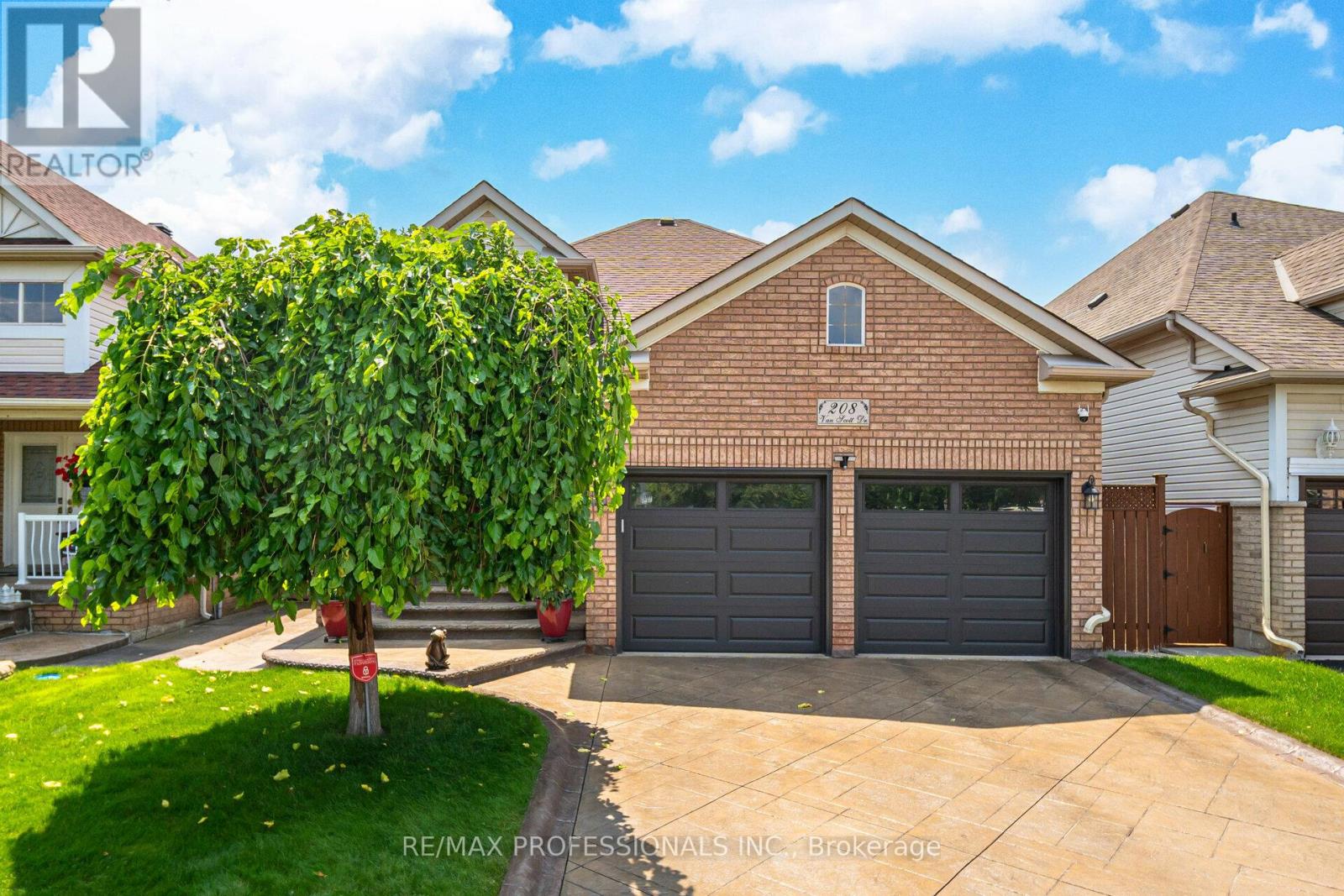 208 VAN SCOTT DRIVE, brampton (northwest sandalwood parkway), Ontario