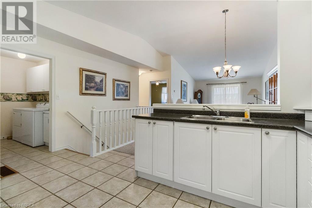 24 Griffiths Drive Unit# 19, Paris, Ontario N3L 4C5 - Photo 13 - 40574231