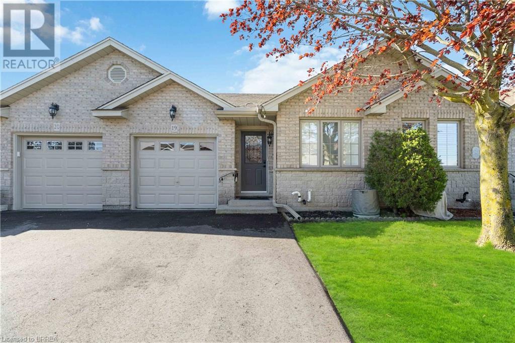 24 Griffiths Drive Unit# 19, Paris, Ontario N3L 4C5 - Photo 2 - 40574231