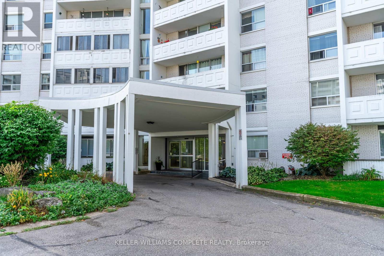 903 - 35 Towering Heights Boulevard, St. Catharines, Ontario  L2T 3G8 - Photo 4 - X9270691