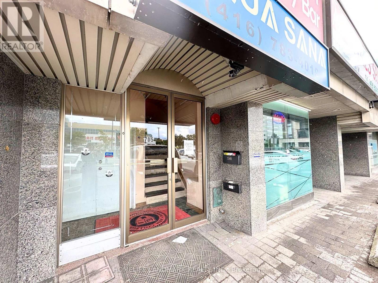 705 Lawrence Avenue W, Toronto, Ontario  M6A 1B4 - Photo 9 - W9270794