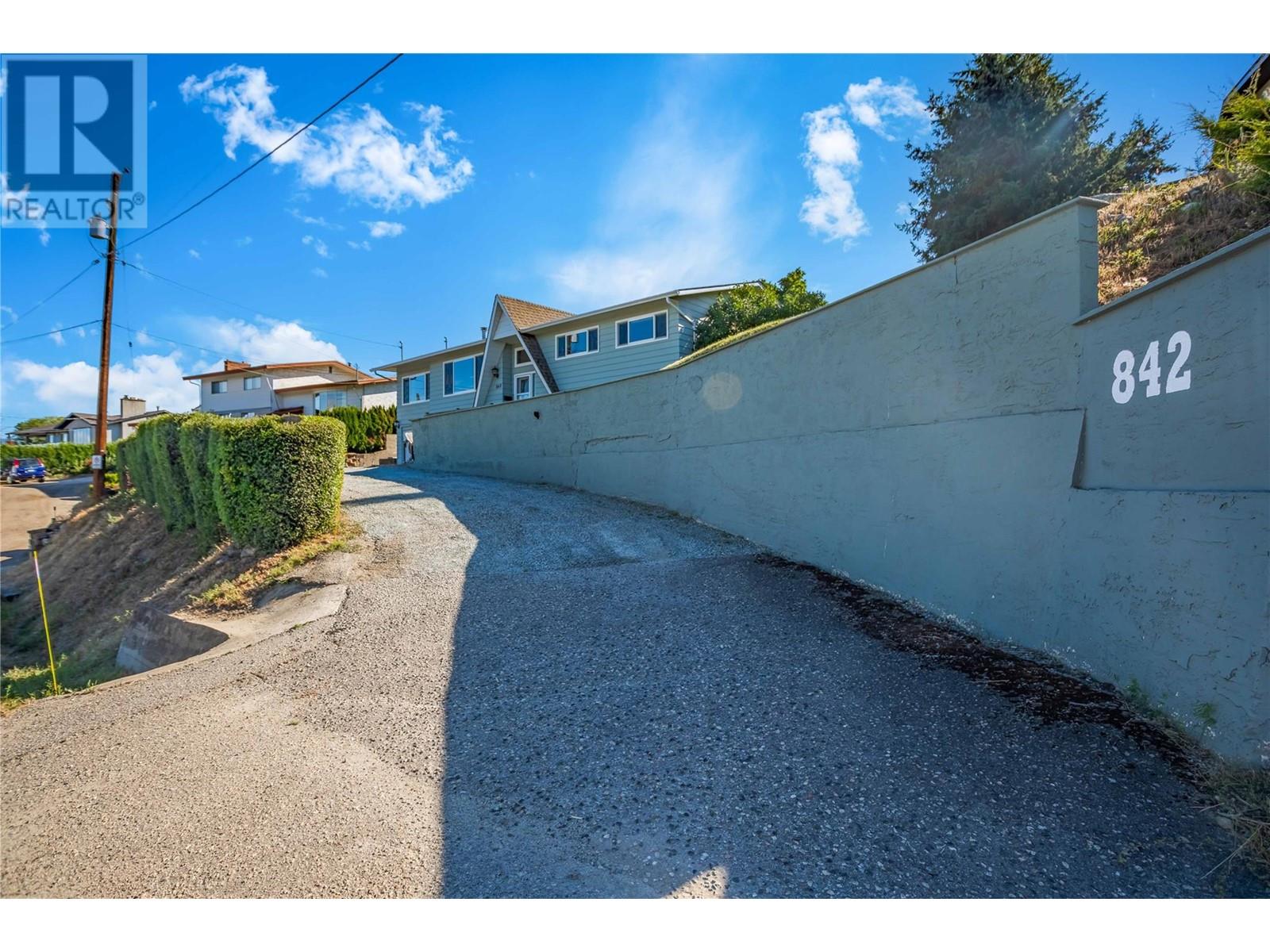 842 Mckenzie Road, Kelowna, British Columbia  V1X 2B3 - Photo 44 - 10322667