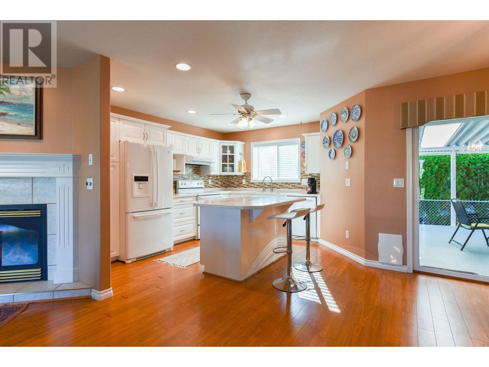Property at 505 Redwing Drive image 5