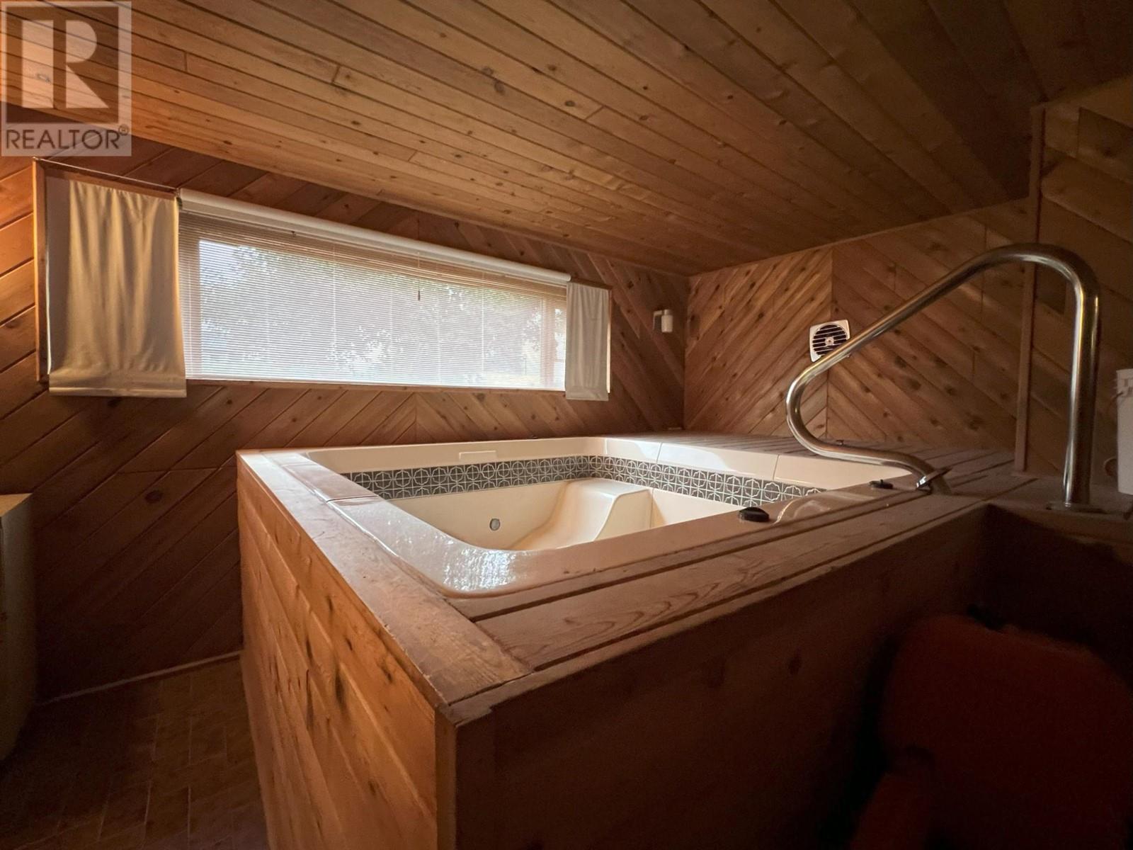 2265 Cleasby Street, Merritt, British Columbia  V1K 1R6 - Photo 21 - 180571