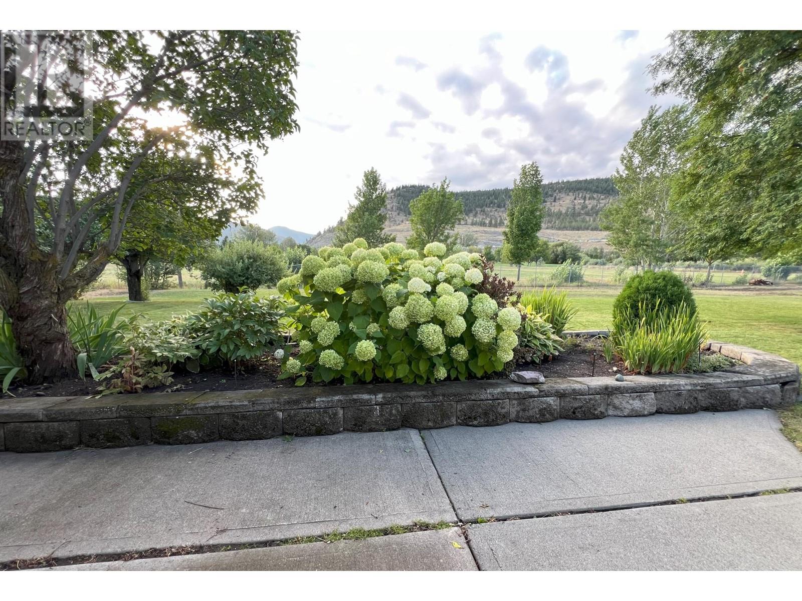 2265 Cleasby Street, Merritt, British Columbia  V1K 1R6 - Photo 30 - 180571