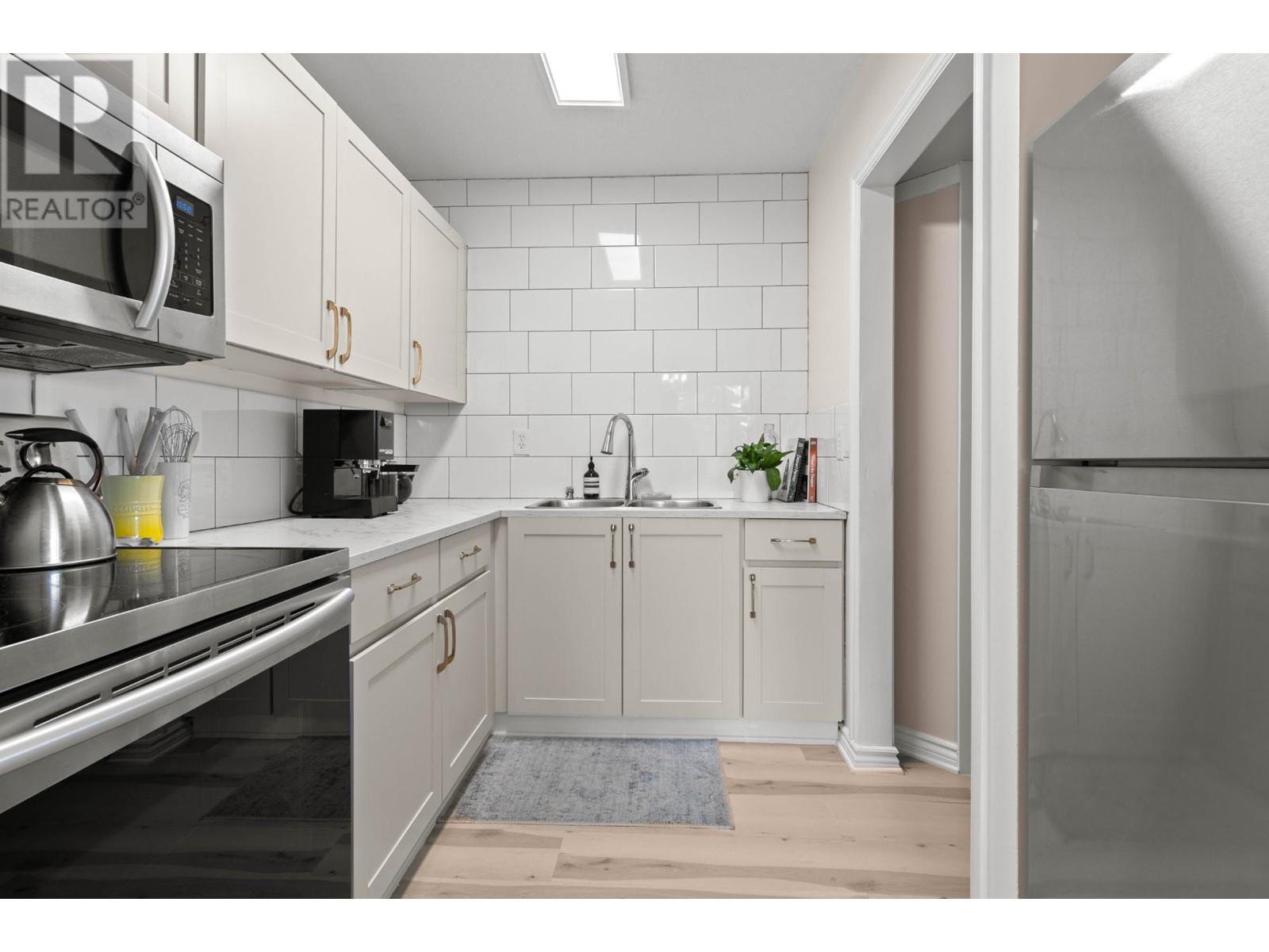 52-1221 Hugh Allan Drive, Kamloops, British Columbia  V1S 1M7 - Photo 8 - 180570