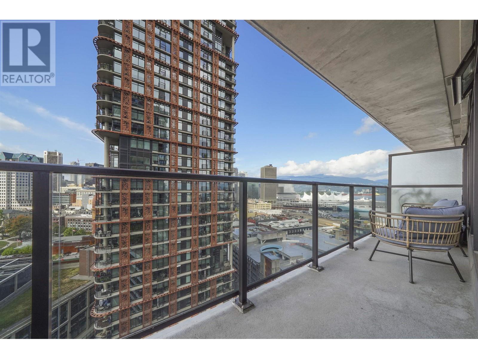 Listing Picture 13 of 19 : 1907 108 W CORDOVA STREET, Vancouver / 溫哥華 - 魯藝地產 Yvonne Lu Group - MLS Medallion Club Member