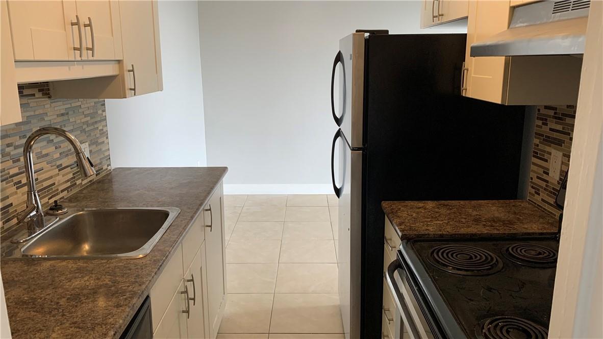 326 Hunter Street E, Unit #703, Hamilton, Ontario  L8N 1N6 - Photo 2 - H4205005