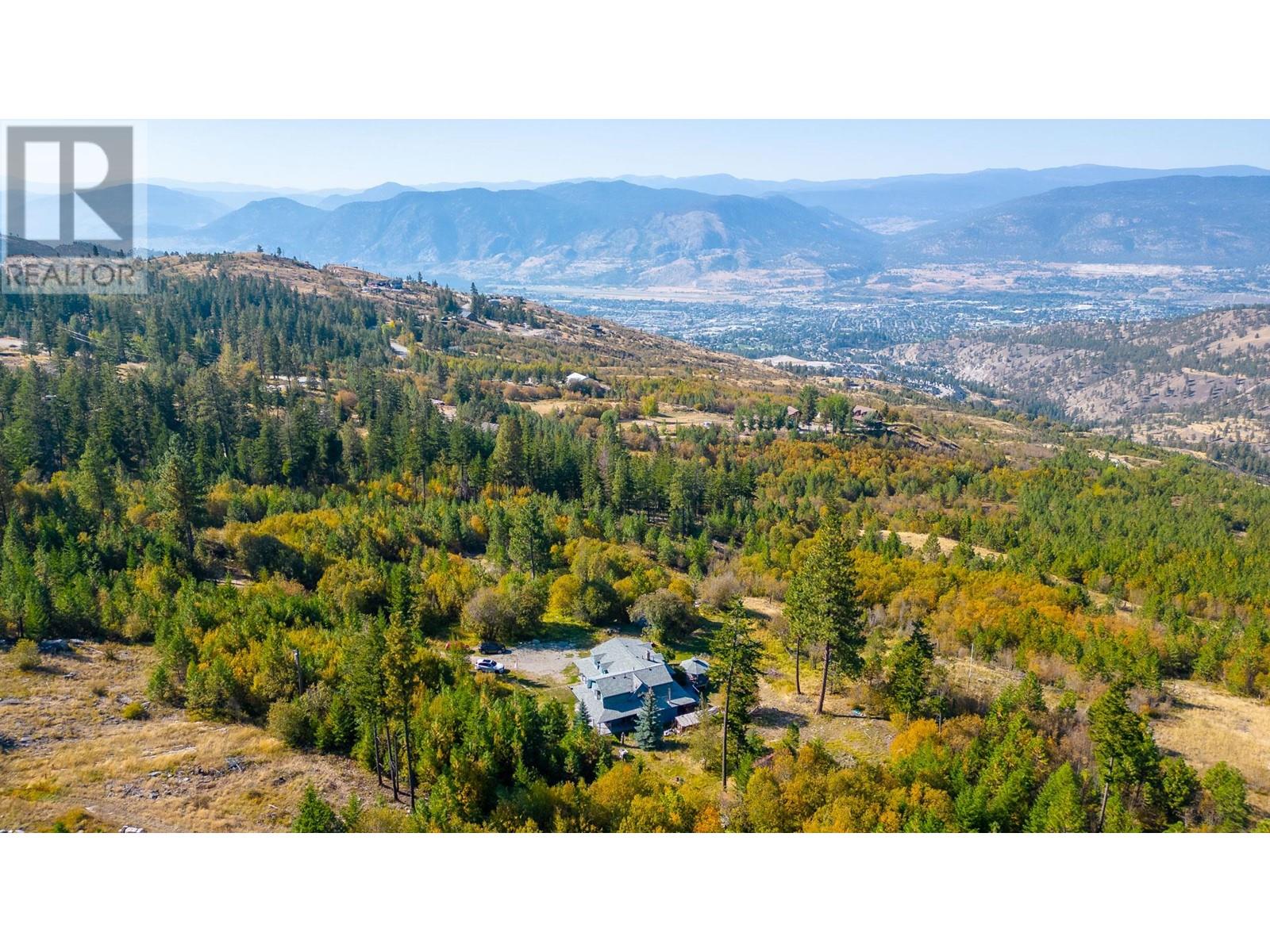 2241 CARMI Road Penticton