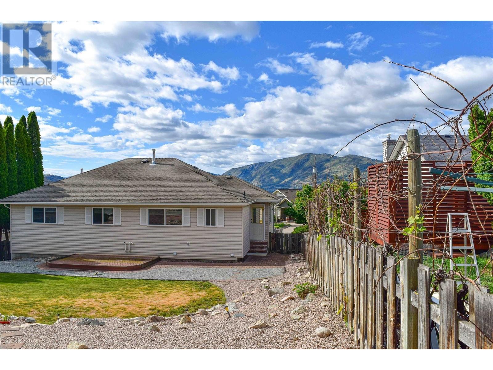 6133 Aitkens Road, Peachland, British Columbia  V0H 1X0 - Photo 39 - 10322495