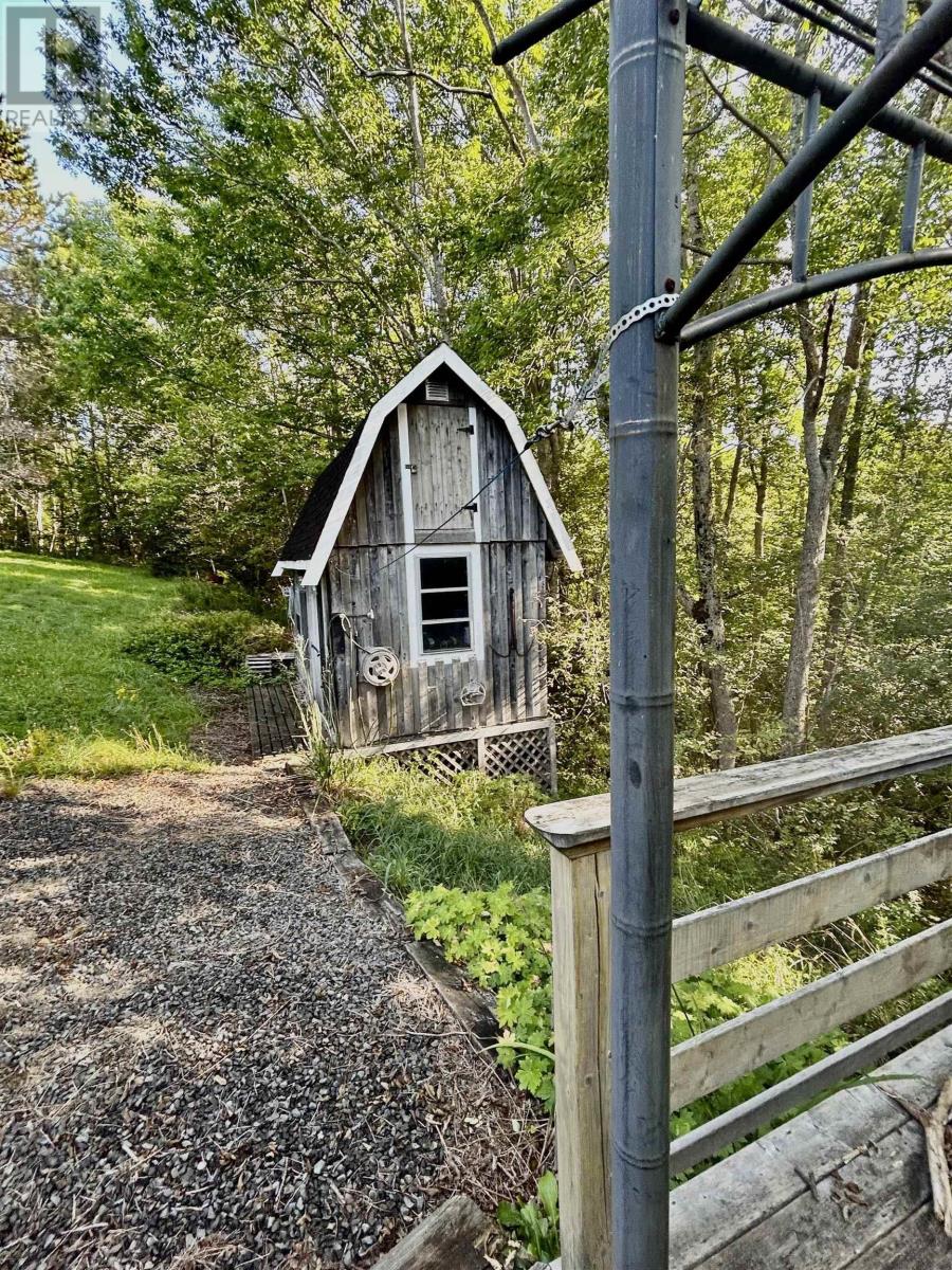 27 Hedgerow Lane, St George's Channel, Nova Scotia  B0E 3K0 - Photo 10 - 202420778