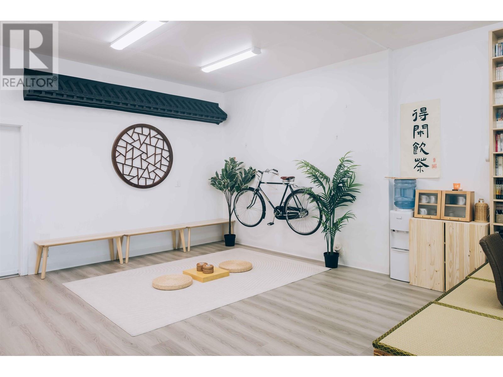 Listing Picture 7 of 15 : 120 4471 NO.6 ROAD, Richmond / 烈治文 - 魯藝地產 Yvonne Lu Group - MLS Medallion Club Member