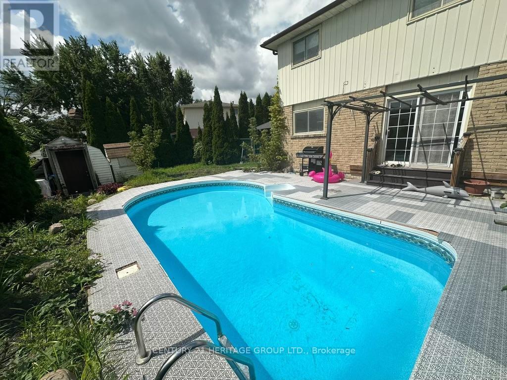 588 Brooks Howard Court, Newmarket (Bristol-London), Ontario  L3Y 6V1 - Photo 6 - N9270929