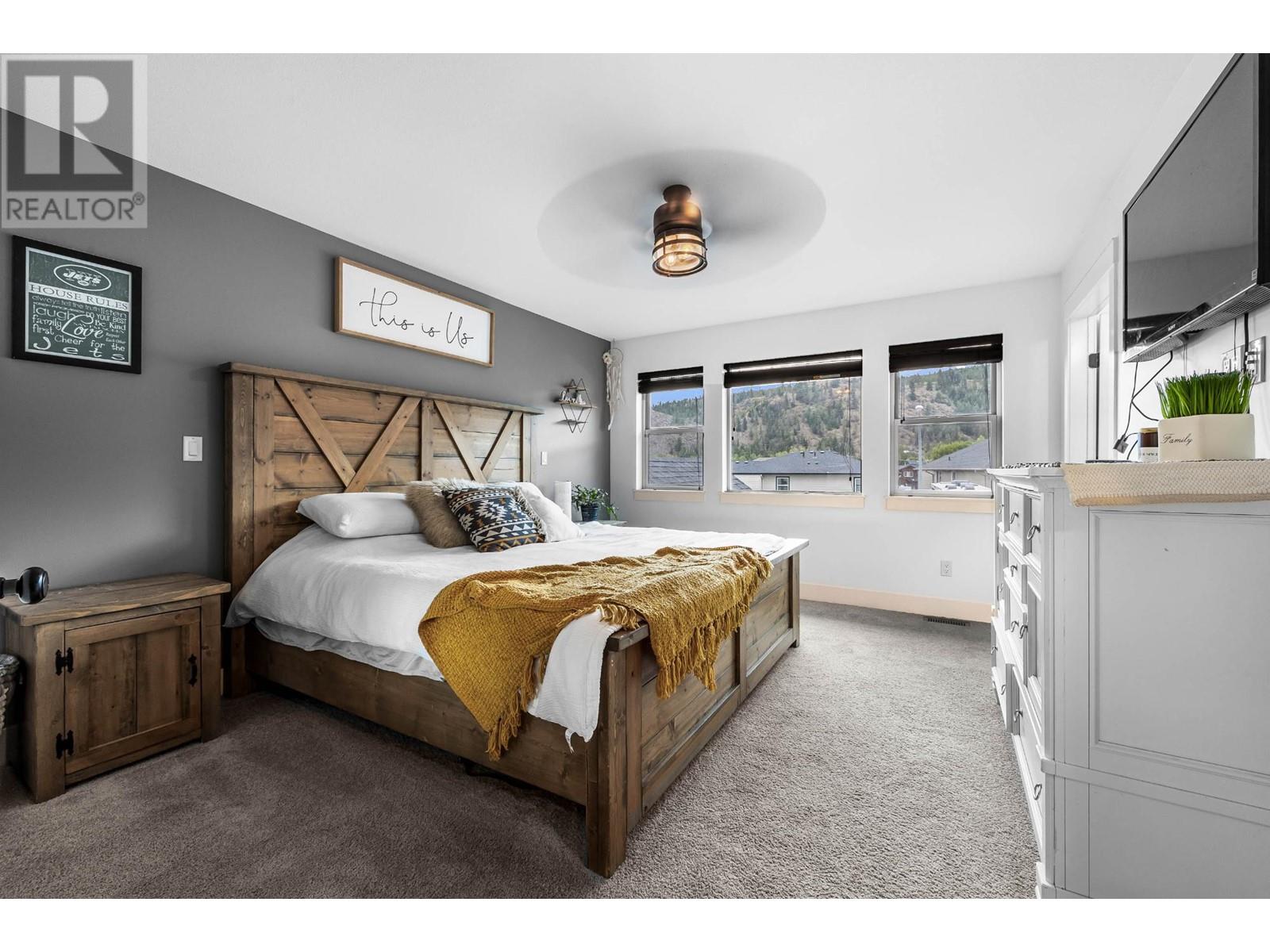 8774 Badger Drive, Kamloops, British Columbia   - Photo 21 - 180578