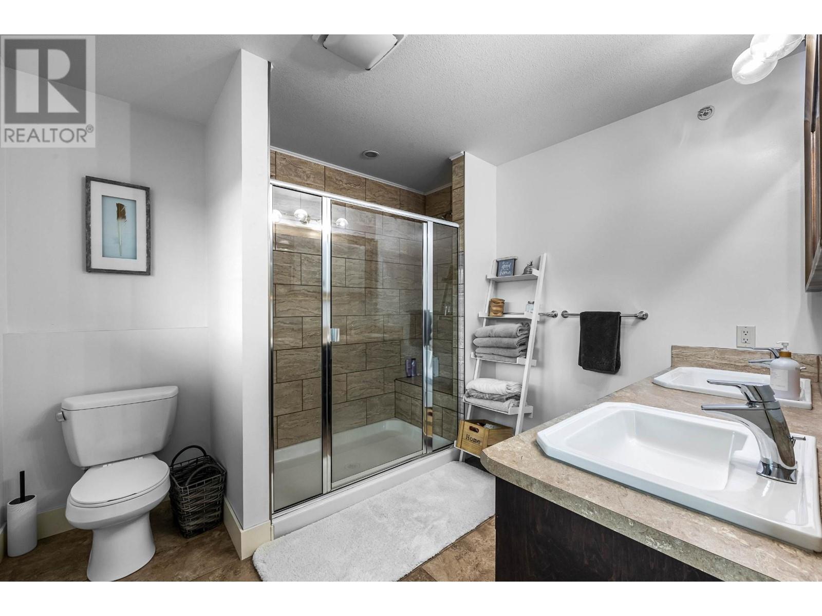 8774 Badger Drive, Kamloops, British Columbia   - Photo 24 - 180578