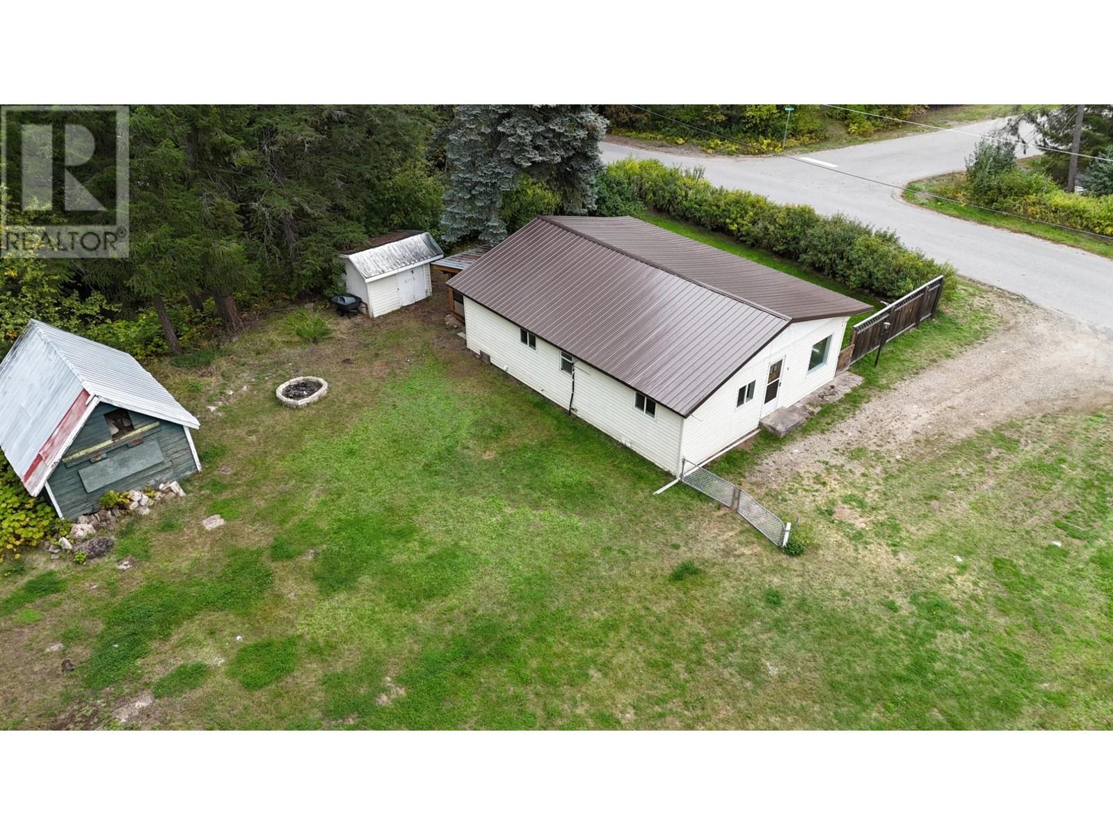 35 Lodge Drive, Clearwater, British Columbia  V0E 1N2 - Photo 20 - 180577