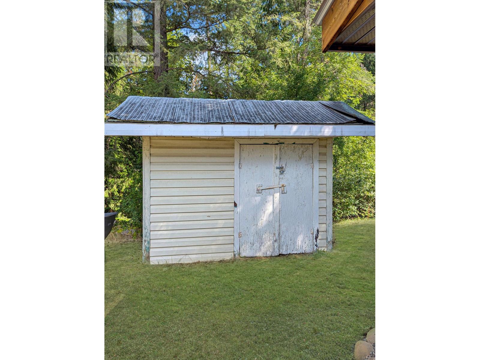 35 Lodge Drive, Clearwater, British Columbia  V0E 1N2 - Photo 23 - 180577