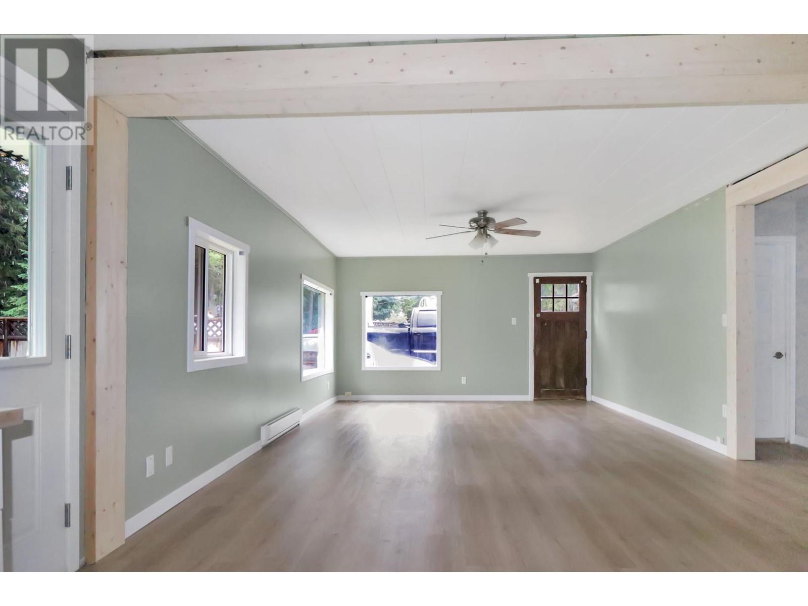 35 Lodge Drive, Clearwater, British Columbia  V0E 1N2 - Photo 5 - 180577