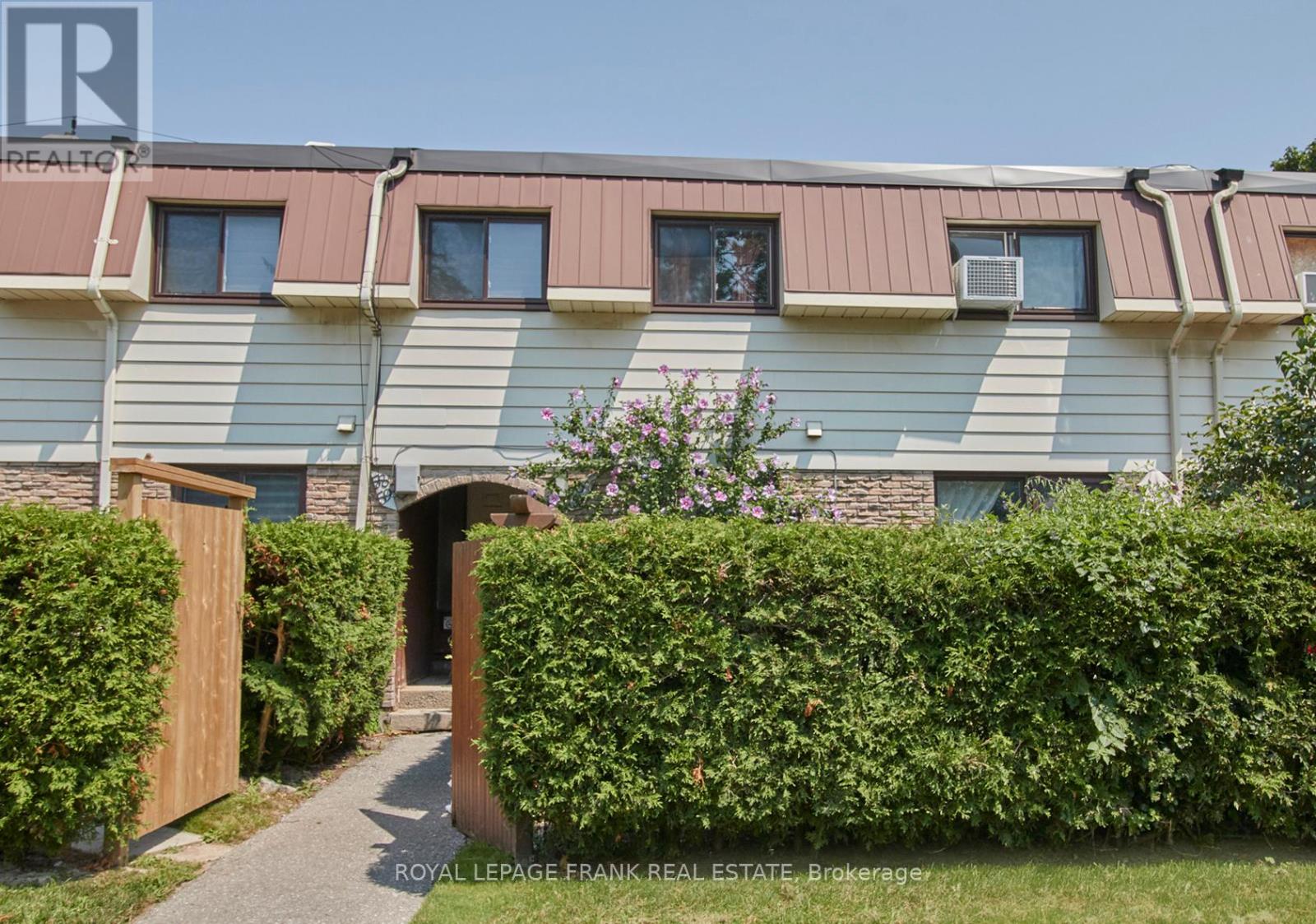 57 - 506 Normandy Street, Oshawa (Central), Ontario  L1H 7N8 - Photo 2 - E9271382