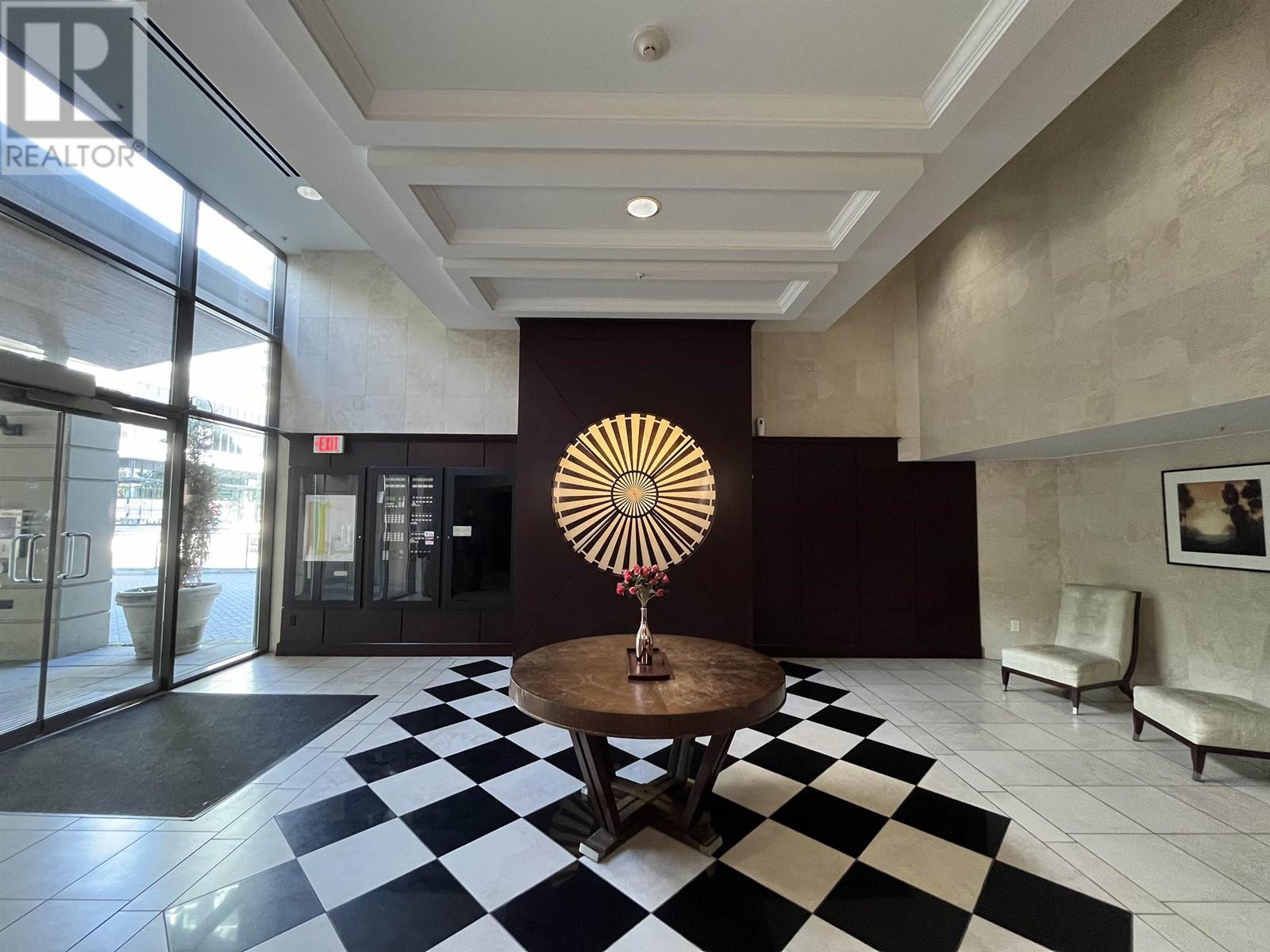 Listing Picture 4 of 17 : 2003 4250 DAWSON STREET, Burnaby / 本拿比 - 魯藝地產 Yvonne Lu Group - MLS Medallion Club Member