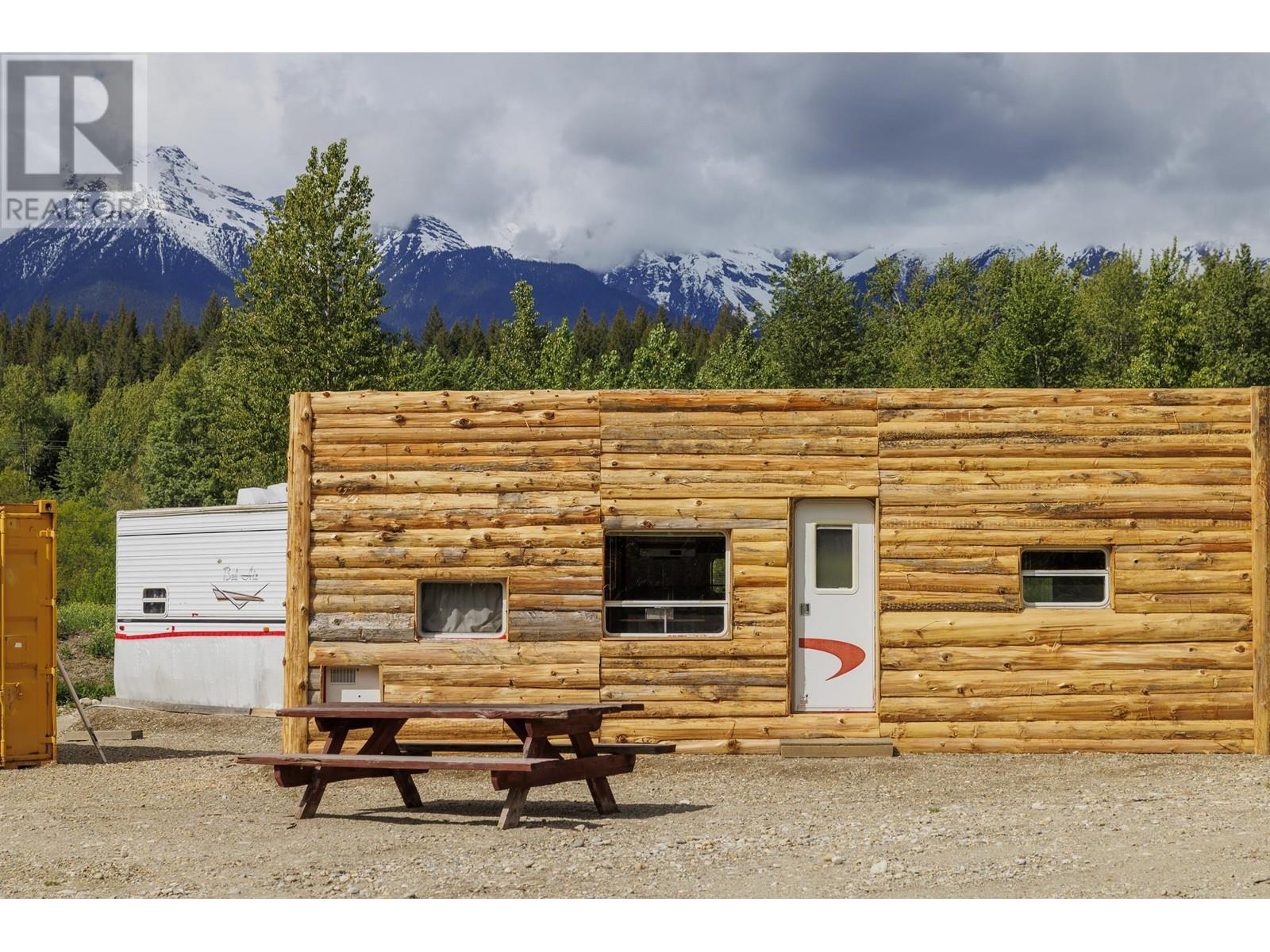 11920 ESSEN ROAD, valemount, British Columbia