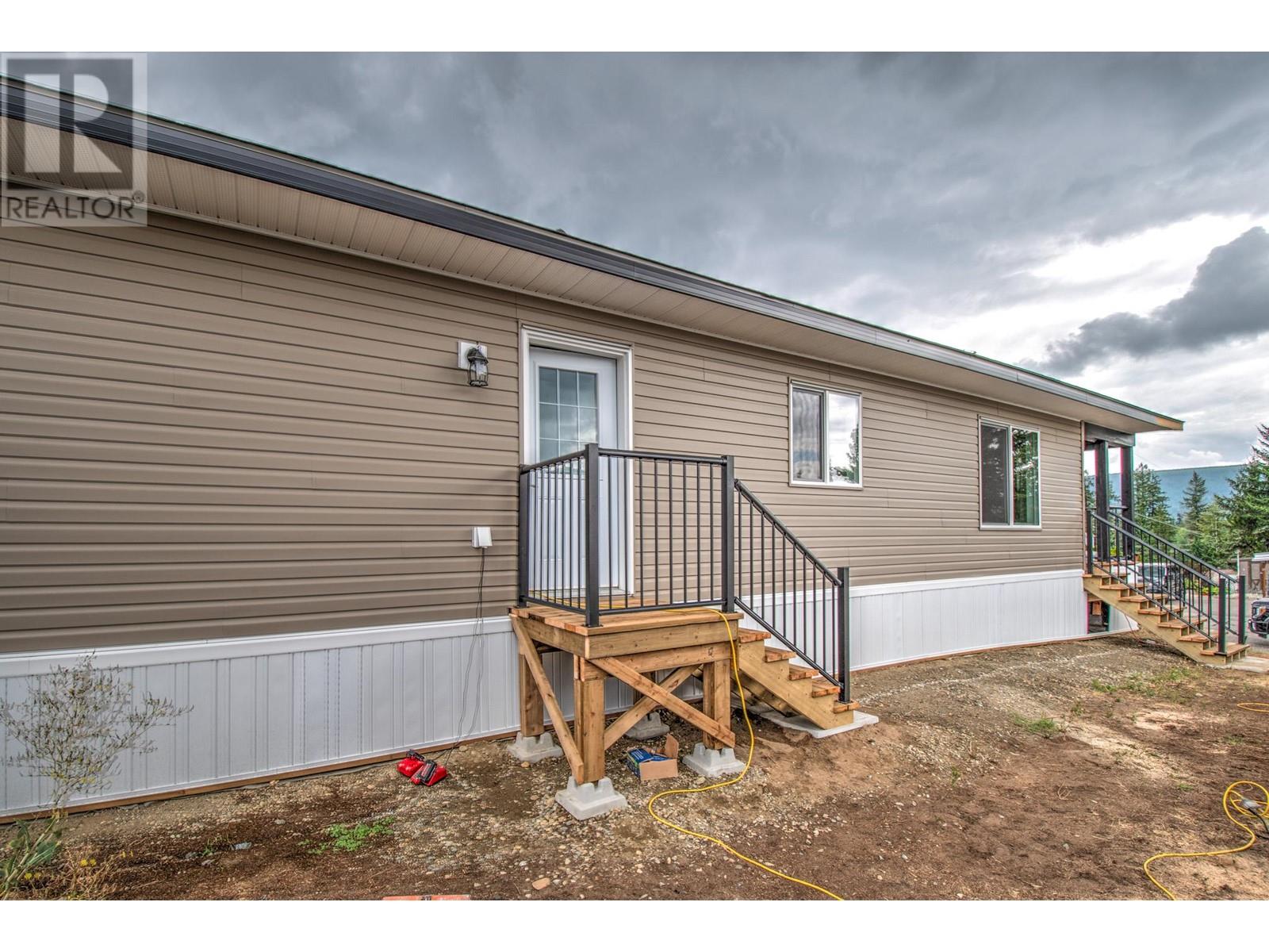 1361 30 Street SE Salmon Arm