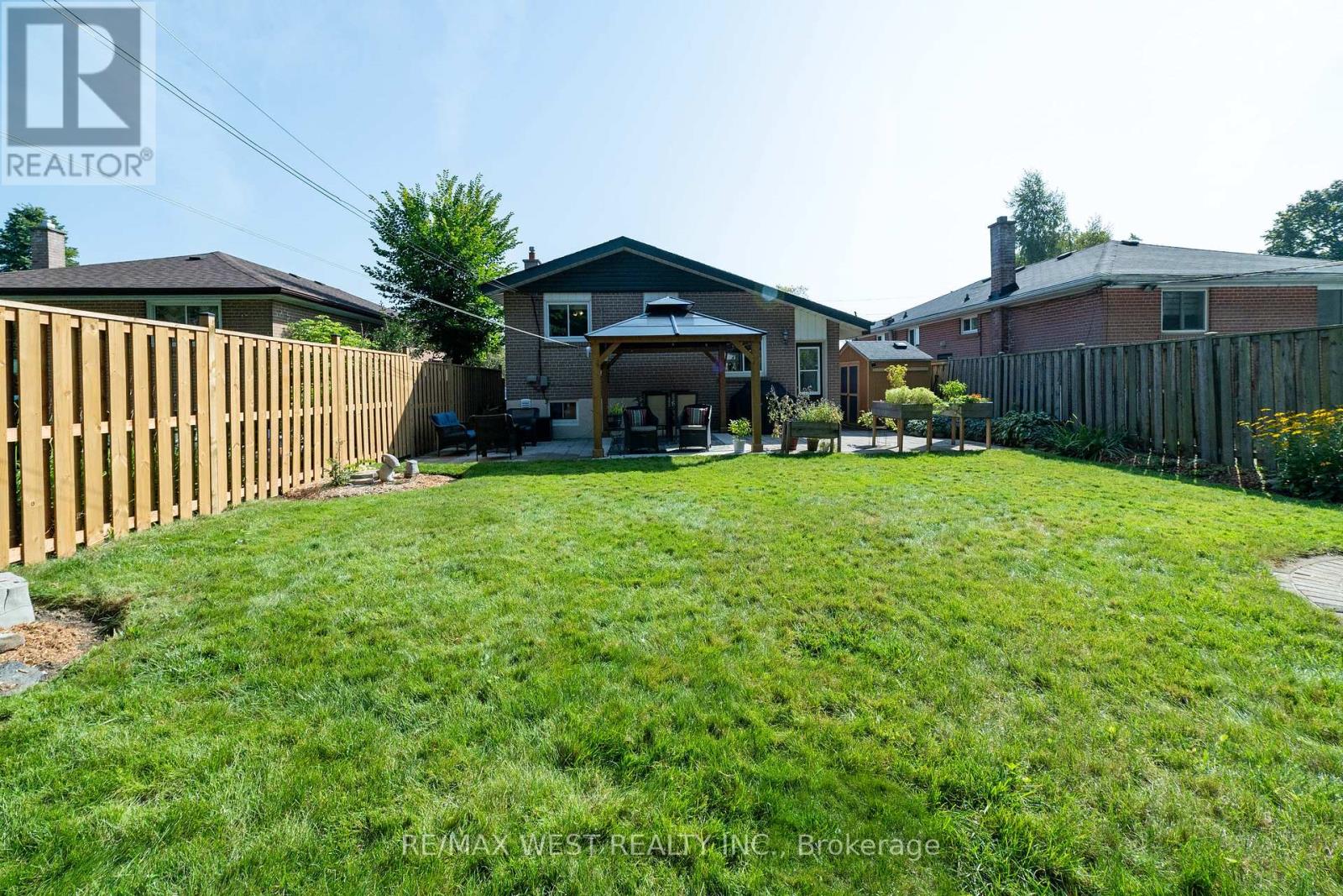 10 Rowallan Drive, Toronto, Ontario  M1E 2Y4 - Photo 26 - E9271863