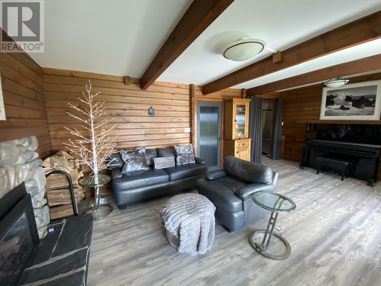 4479 Stalashen Drive, Sechelt, British Columbia  V7Z 0B3 - Photo 12 - R2890249