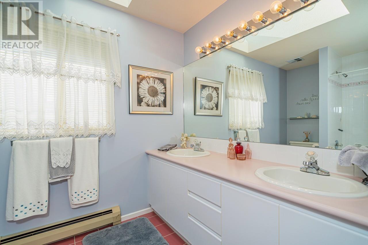 Listing Picture 23 of 30 : 3540 RIVER ROAD, Richmond / 烈治文 - 魯藝地產 Yvonne Lu Group - MLS Medallion Club Member