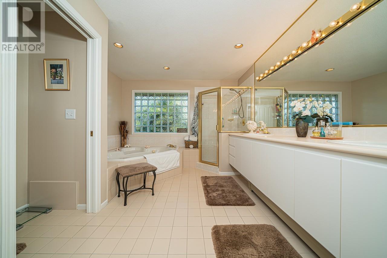 Listing Picture 19 of 30 : 3540 RIVER ROAD, Richmond / 烈治文 - 魯藝地產 Yvonne Lu Group - MLS Medallion Club Member