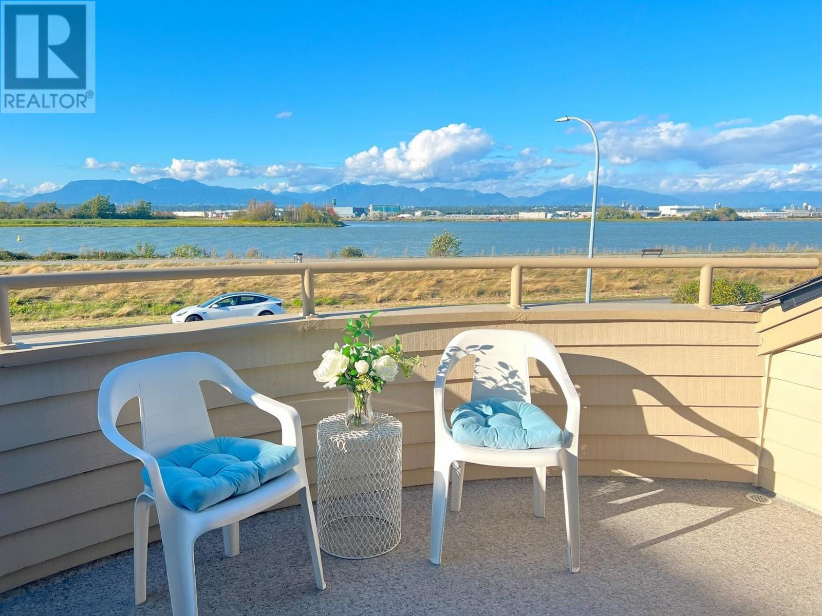 Listing Picture 30 of 30 : 3540 RIVER ROAD, Richmond / 烈治文 - 魯藝地產 Yvonne Lu Group - MLS Medallion Club Member