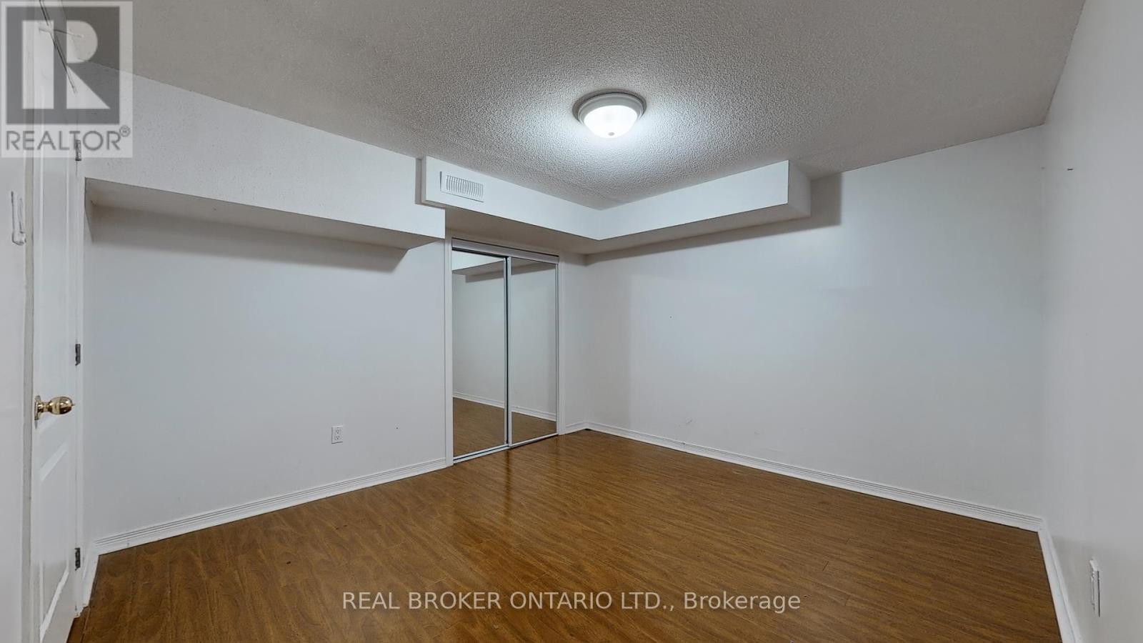 Bsmt - 58 Leander Street, Brampton (Westgate), Ontario  L6S 3M7 - Photo 32 - W9272081