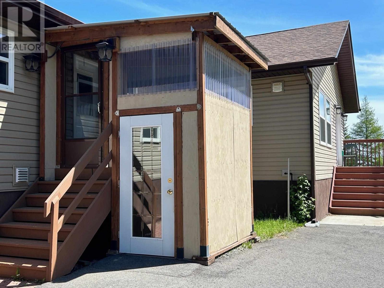 841 Tenth Ave, Thunder Bay, Ontario  P7B 7B2 - Photo 27 - TB241506