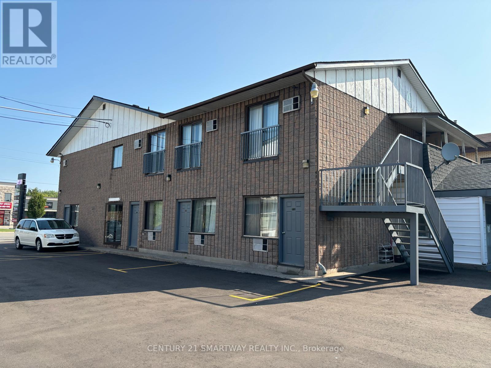 8674 Lundy's Lane, Niagara Falls, Ontario  L2H 1H4 - Photo 3 - X9272123