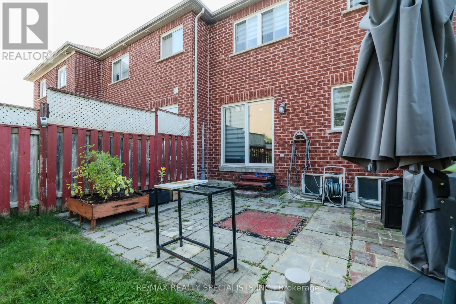 1609 Avonmore Square, Pickering (Town Centre), Ontario  L1V 7H4 - Photo 34 - E9270986