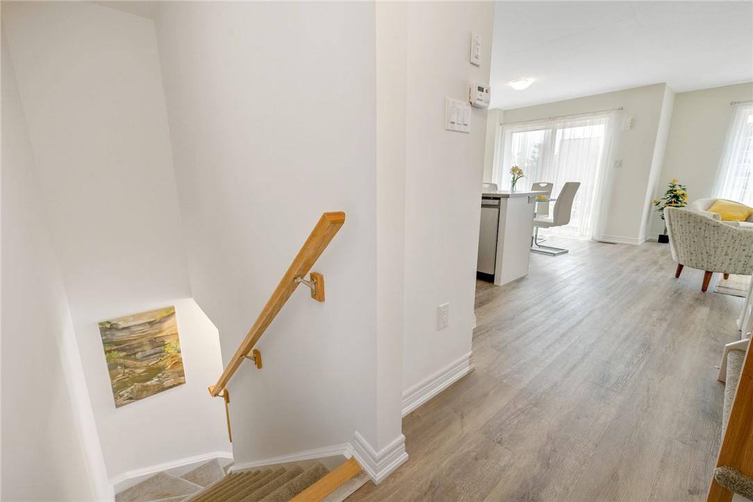 13 Roxanne Drive, Unit #121, Hamilton, Ontario  L8H 0B6 - Photo 7 - H4200507