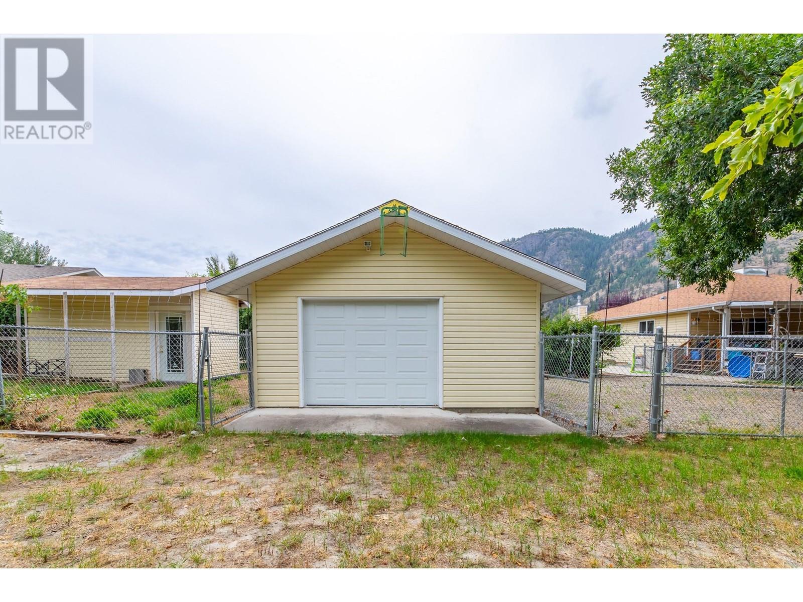 5212 Thomas Place, Okanagan Falls, British Columbia  V0H 1R4 - Photo 24 - 10322602