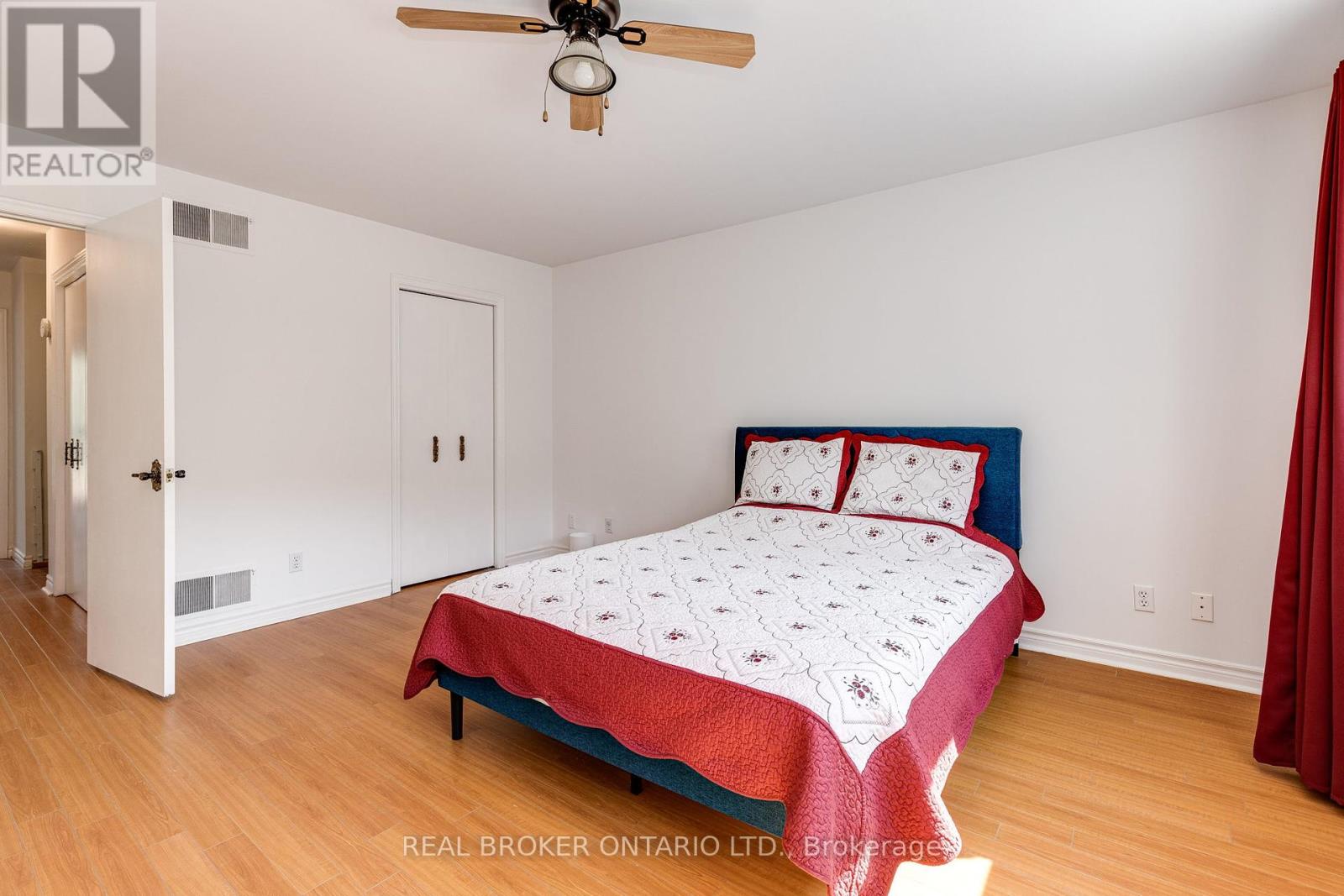 Upper - 3 Yewfield Crescent, Toronto, Ontario  M3B 2Y4 - Photo 7 - C9272292