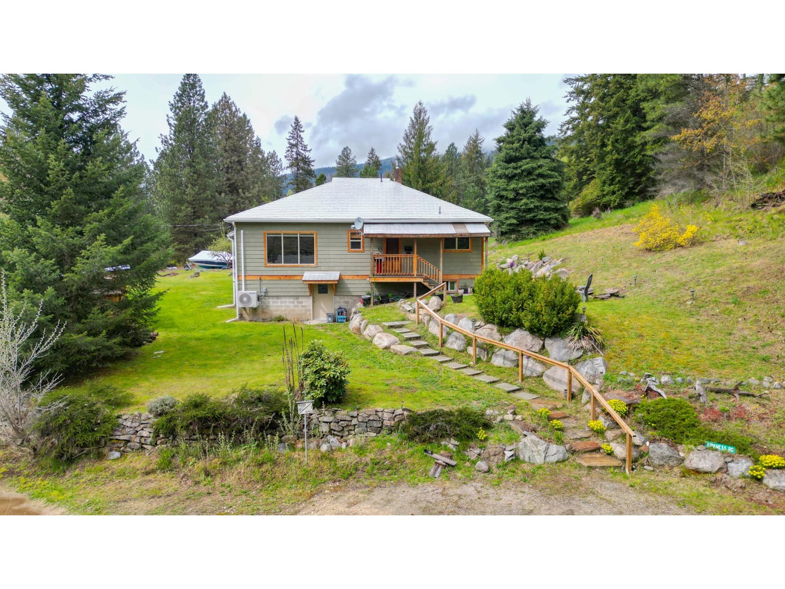 4092 Bonnington Road, Bonnington, British Columbia  V0G 2G3 - Photo 2 - 2478510