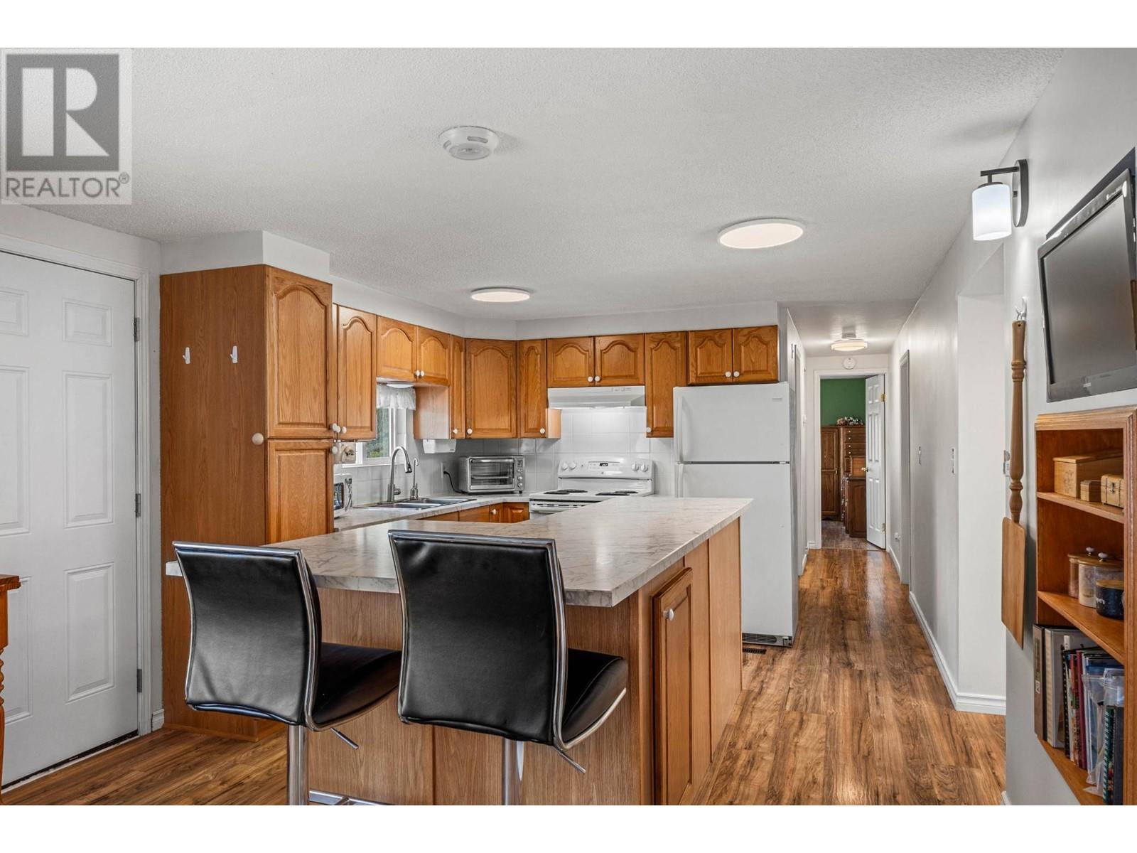 6416 Ashcroft Road, Kamloops, British Columbia   - Photo 10 - 180591