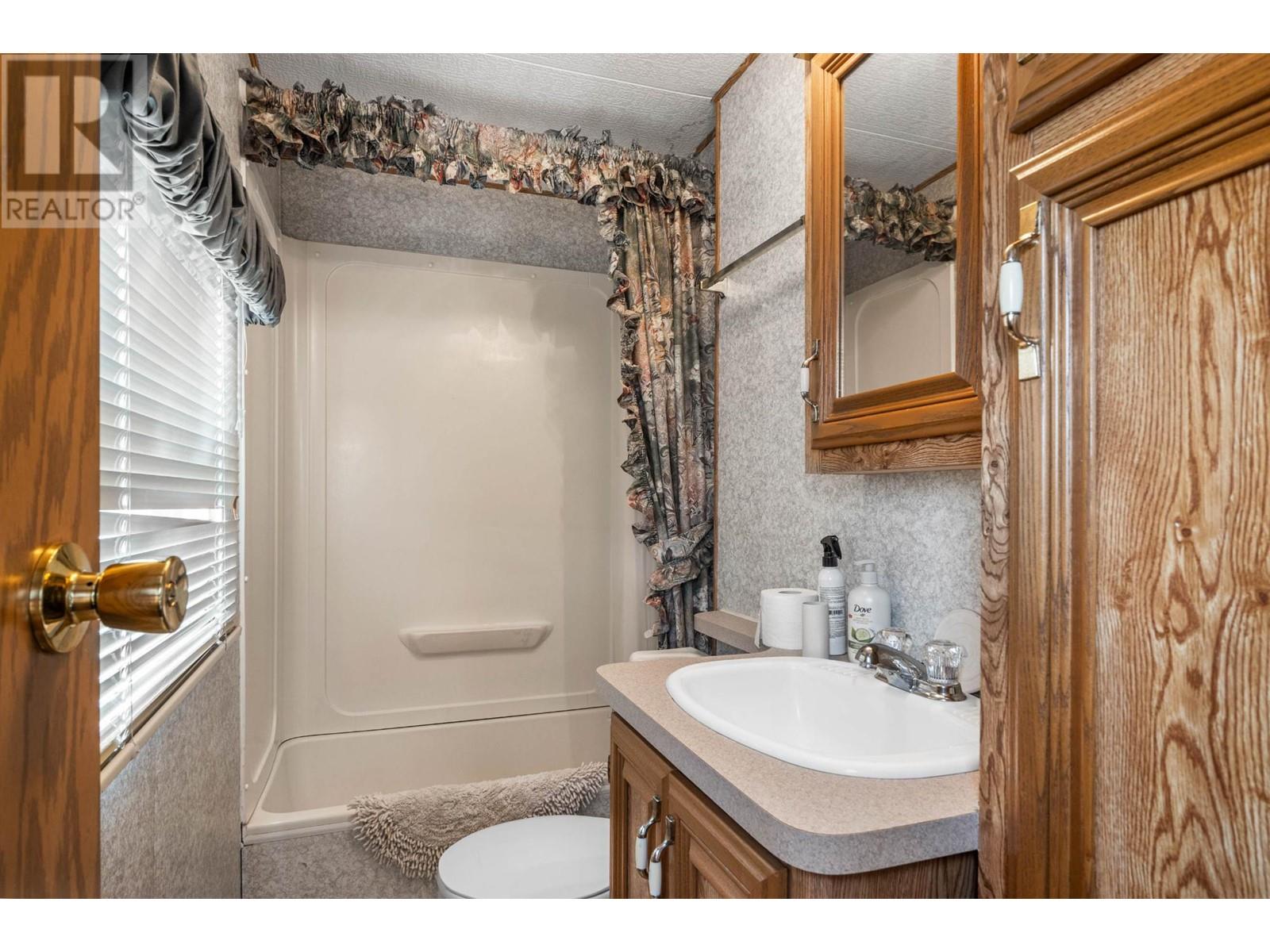 6416 Ashcroft Road, Kamloops, British Columbia   - Photo 40 - 180591